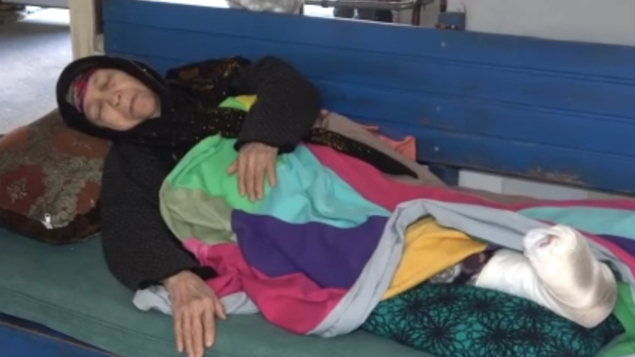 Sel felaketi yatağa bağımlı etti