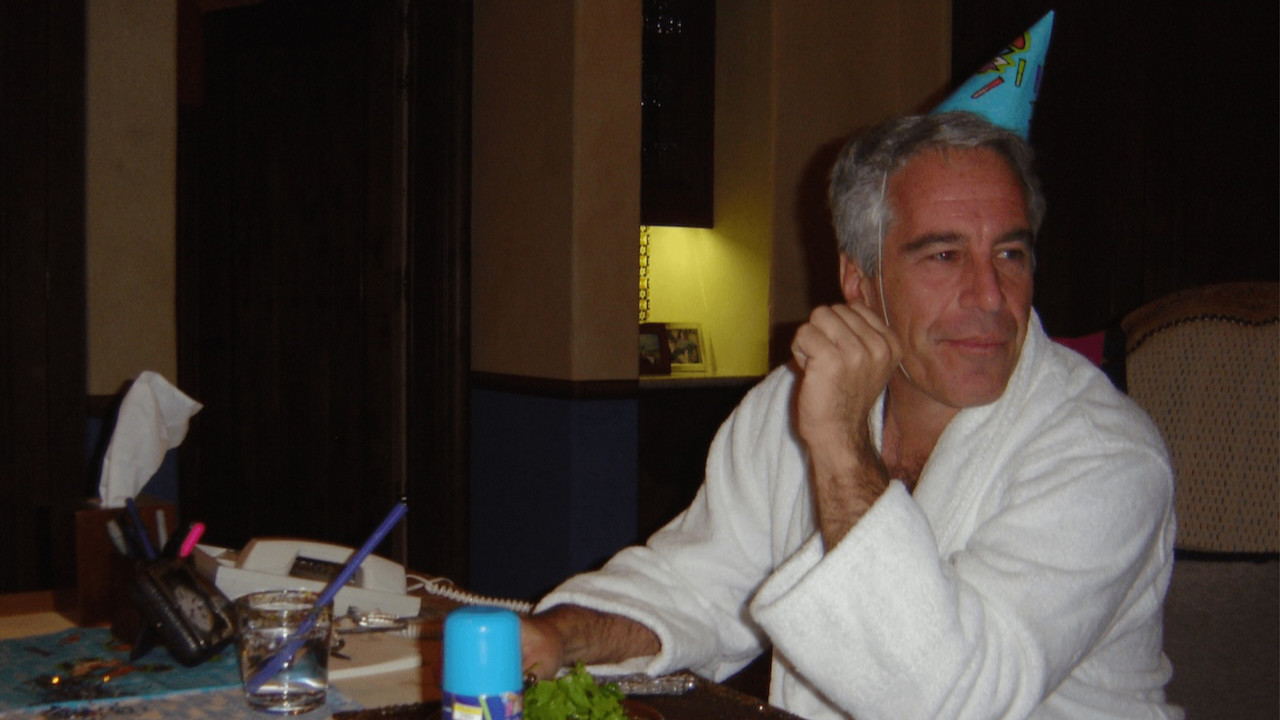 Epstein, Filistin'deki toprakları gaspeden İsraillilere yardım etmiş