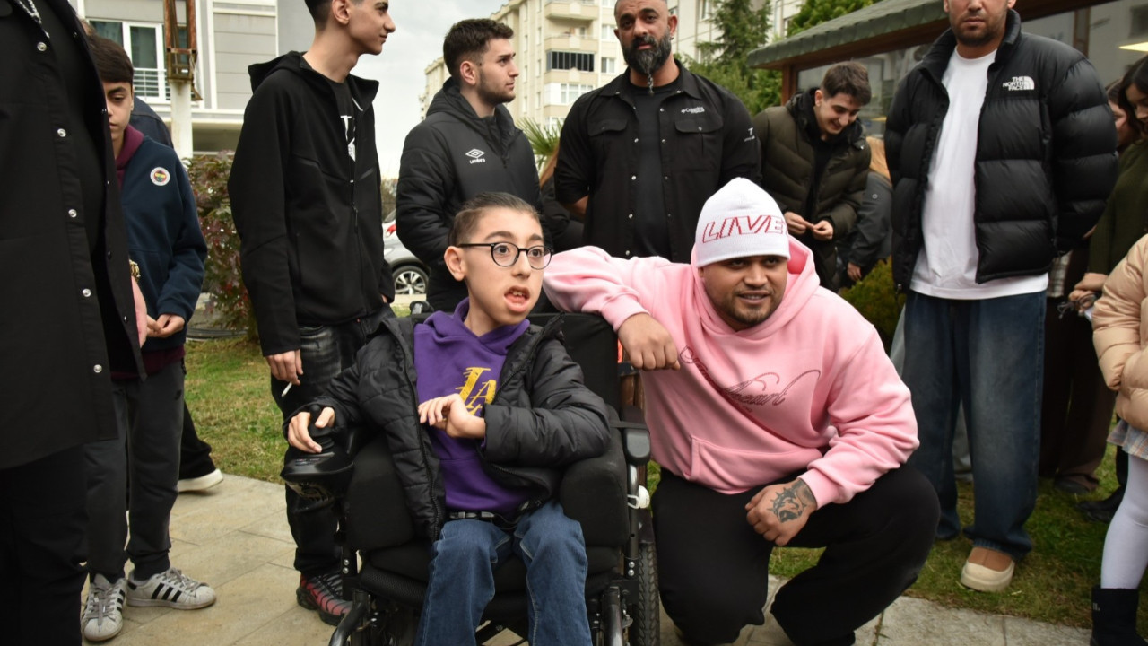 Lvbel C5 özel bireyler ile buluştu