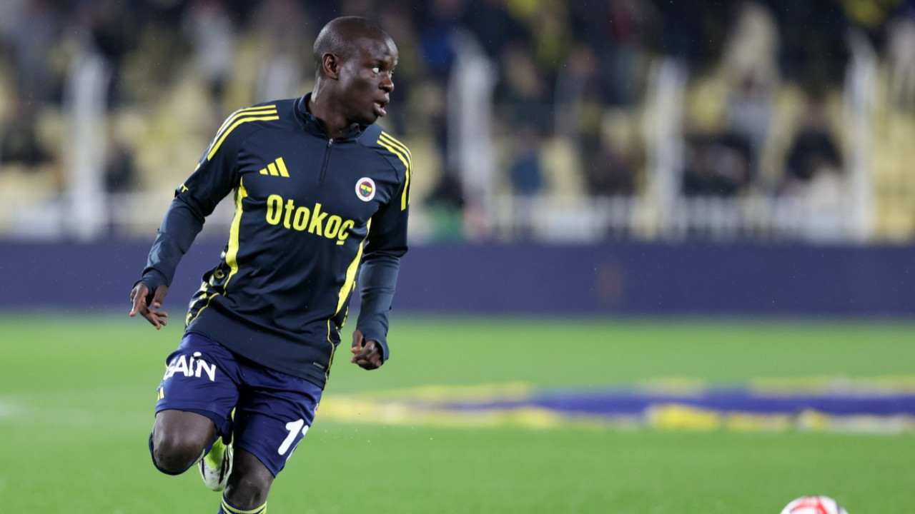 Fenerbahçe'de Kante sahada, Cherif kulübede