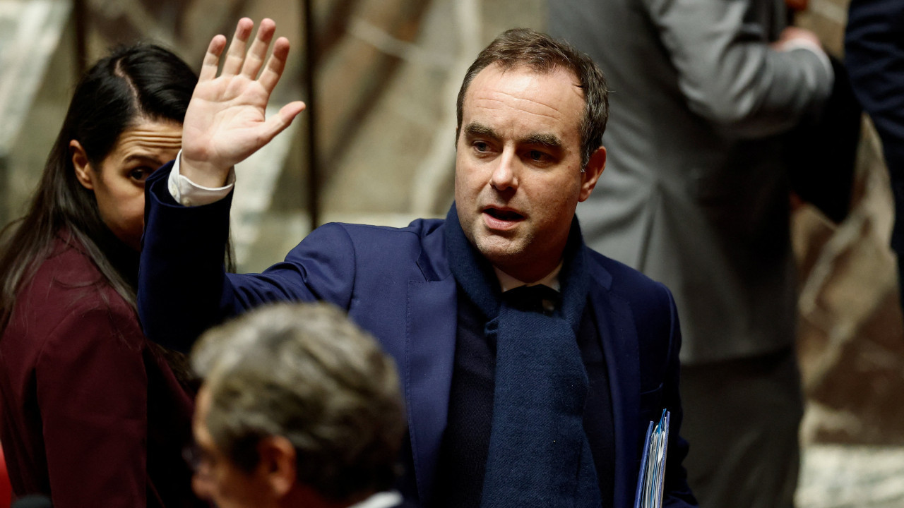 Fransa Başbakanı'ndan dikkat çeken adaylık kararı