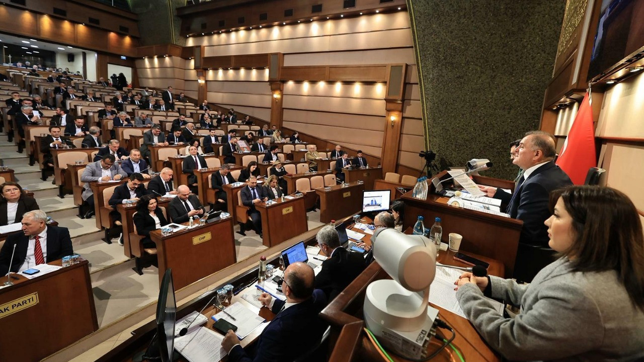 İBB Meclisi'nde seçim çağrısı: Hodri meydan