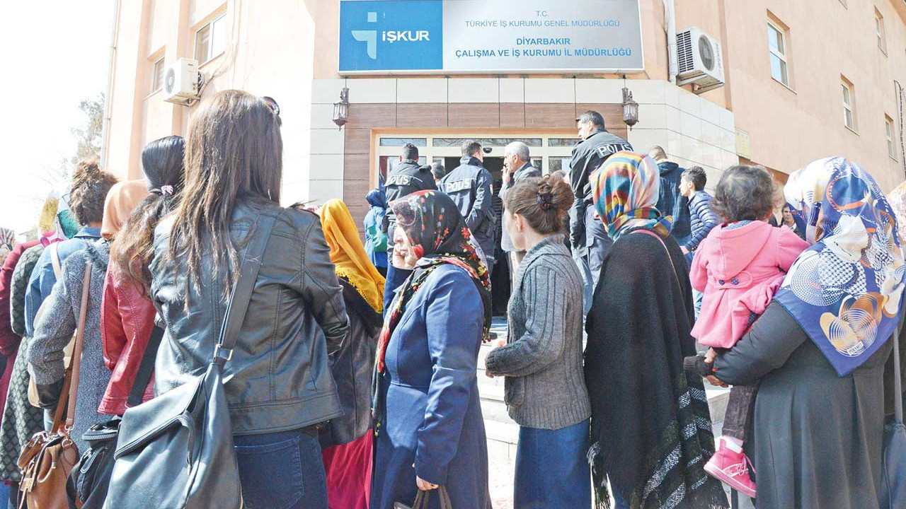 İşsizlere iş de aş da yok