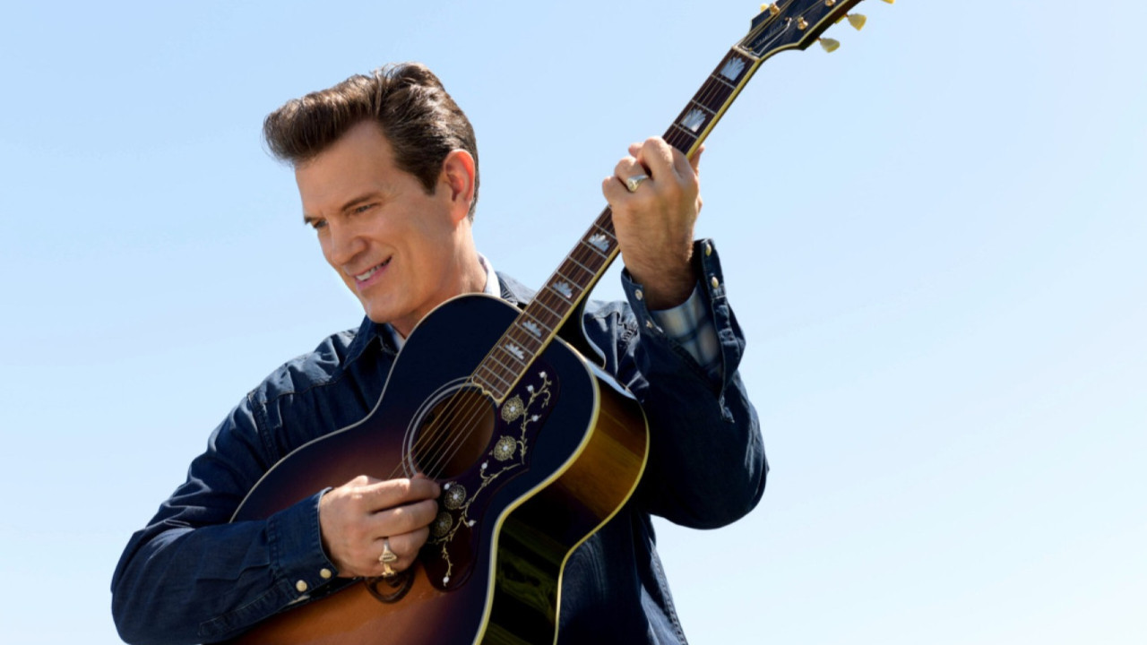 Chris Isaak, İstanbul, Ankara ve İzmir'de konser verecek