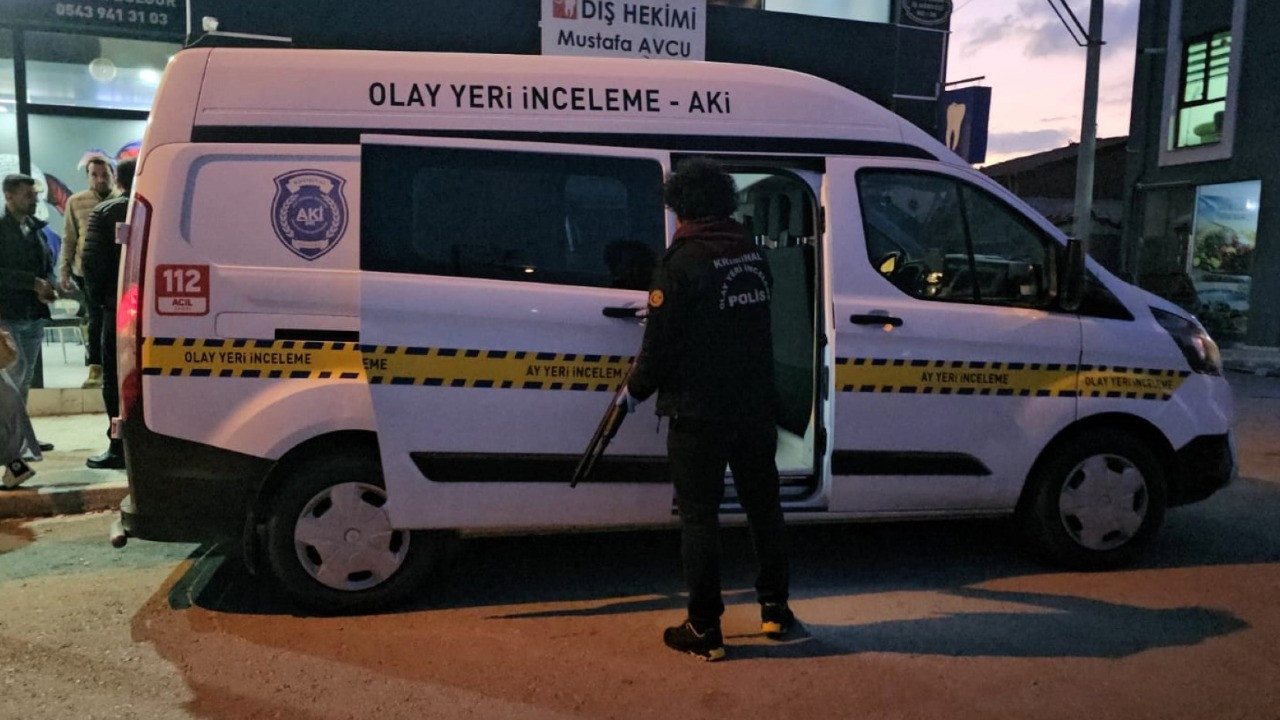 Çöp ayrıştırma bandında yeni doğmuş bebek cesedi bulundu