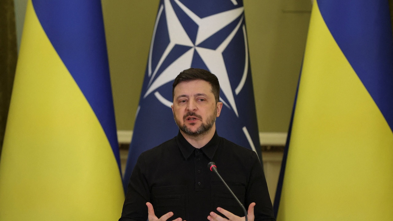 Tarih netleşti: Ukrayna'da seçim ve referandum planı