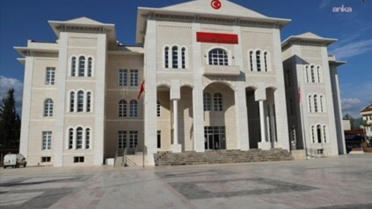 Kaymakamın koruması ve şoförü tutuklandı