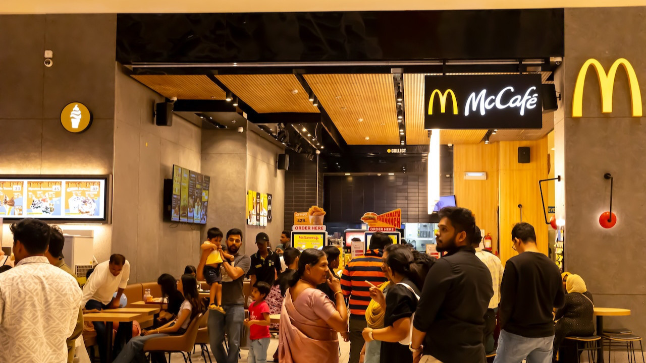 McDonald's şubesinde mide bulandıran tablo