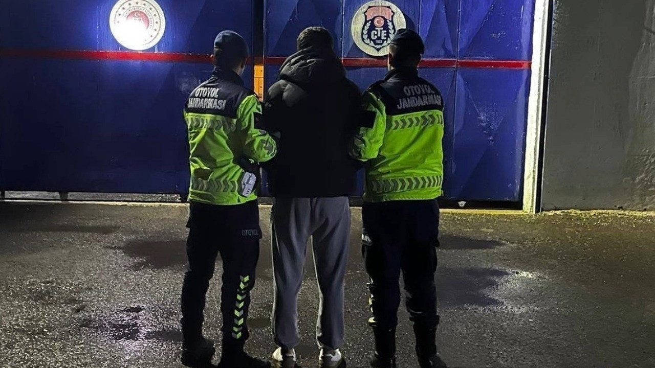 9 ayrı suçtan aranıyordu, arkadaşının kimliğiyle yakalandı