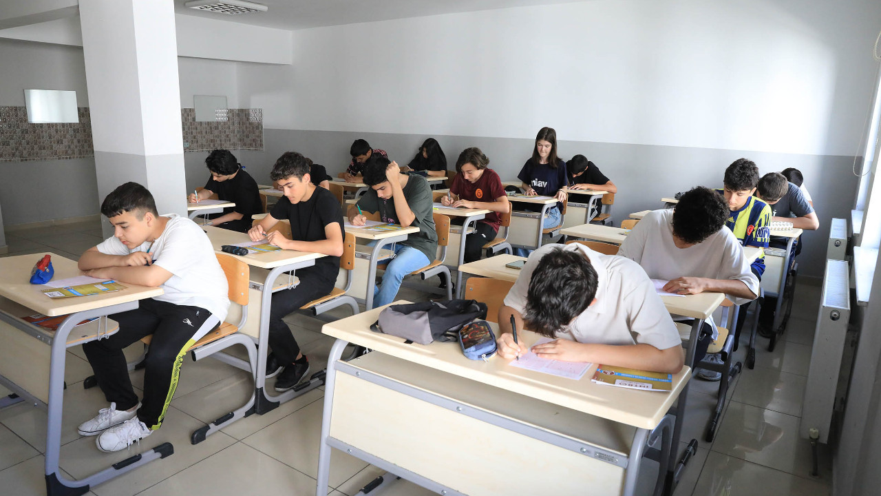 Araştırma: Sınav stresi yaşayan gençleri bekleyen tehlike