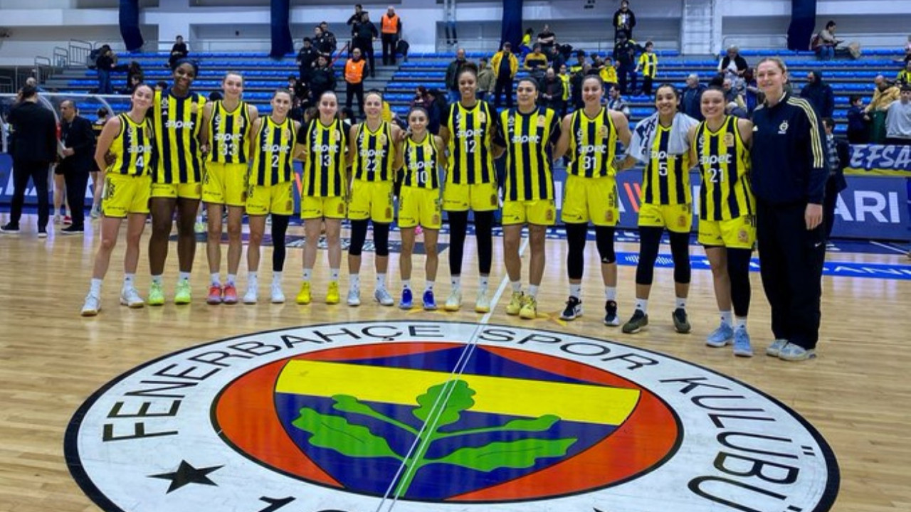 Fenerbahçe'den Melikgazi'ye 42 sayı fark