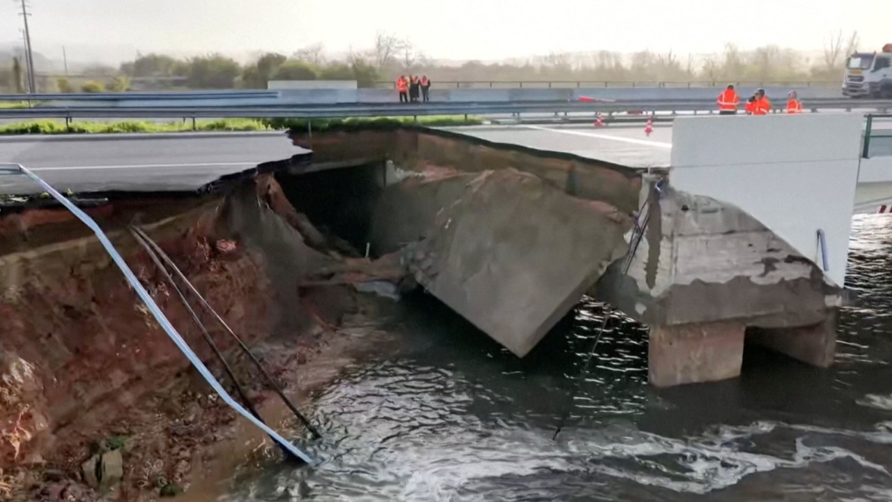 İki ülkede kabus: Ölü ve yaralılar var, otoyol çöktü