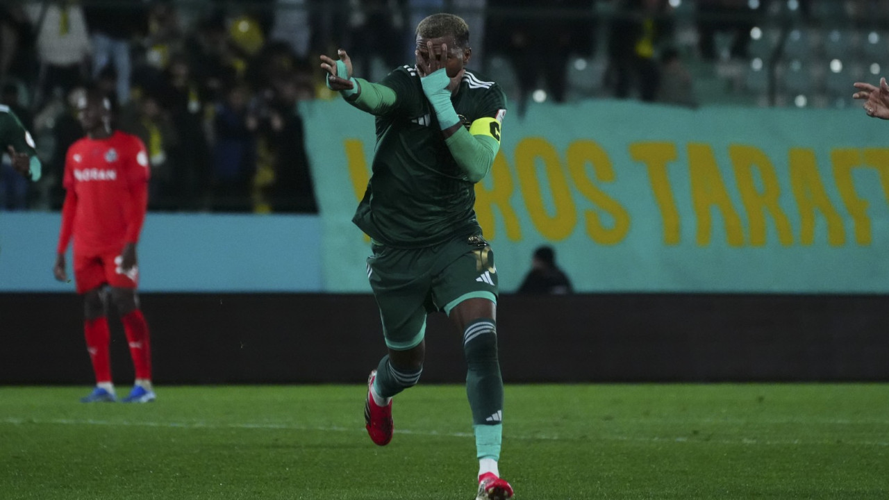 Manisa başladı, Erokspor bitirdi