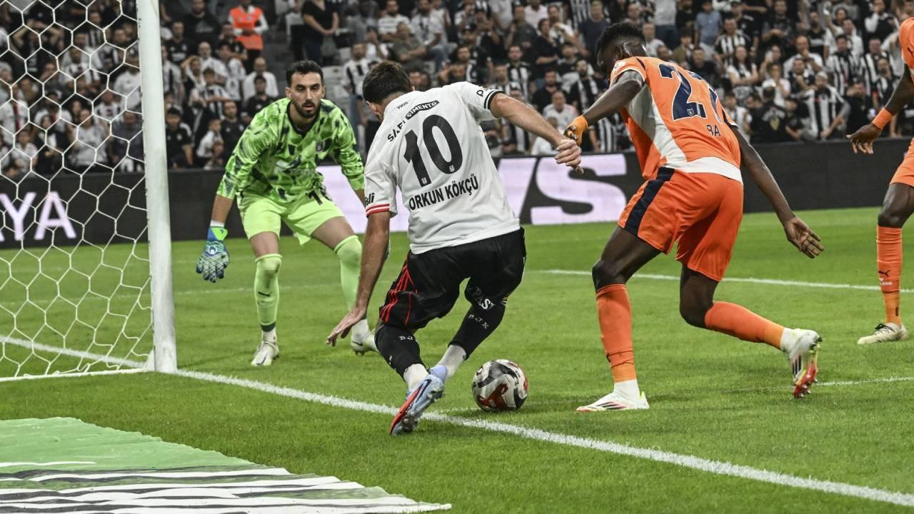 Süper Lig'de merakla beklenen maç: Başakşehir, Beşiktaş'ı konuk ediyor
