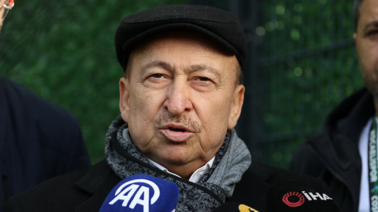 Memik Yılmaz: 'Bu hakem bizi çok seviyor! Başka maça da gitmiyor!'