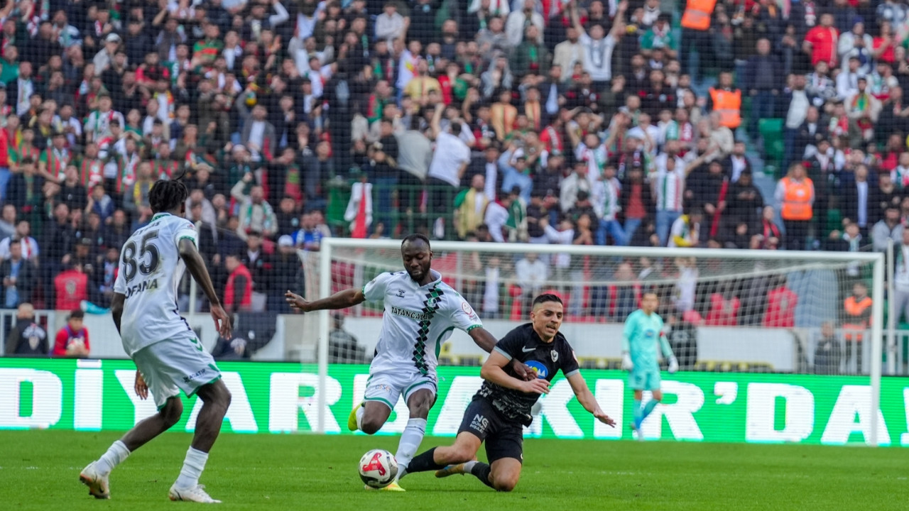 Sakaryaspor, Amedspor'u evinde yıktı! Altın değerinde puan: 1-1