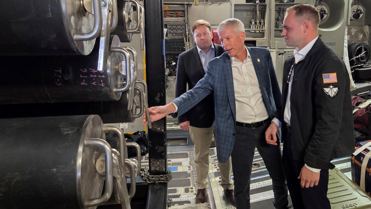 ABD'de bir ilk: Nükleer reaktörü, kargo uçağıyla taşıdılar