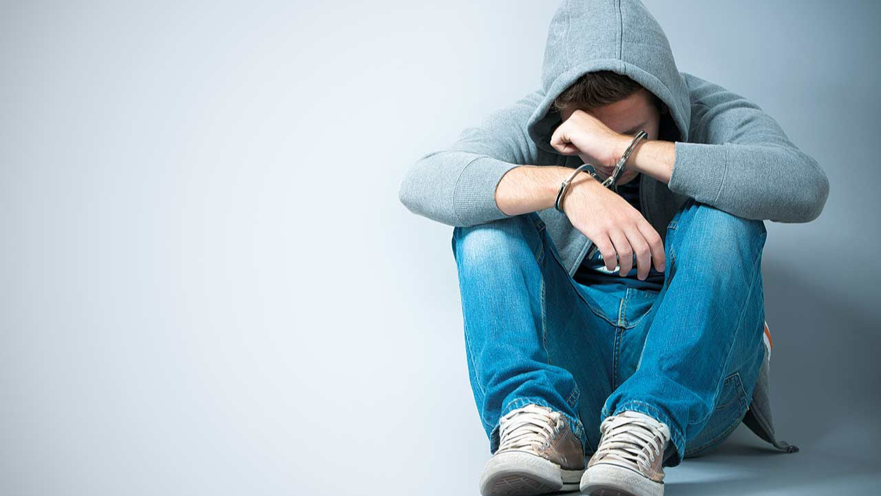 Azmettirene ağır ceza yolda