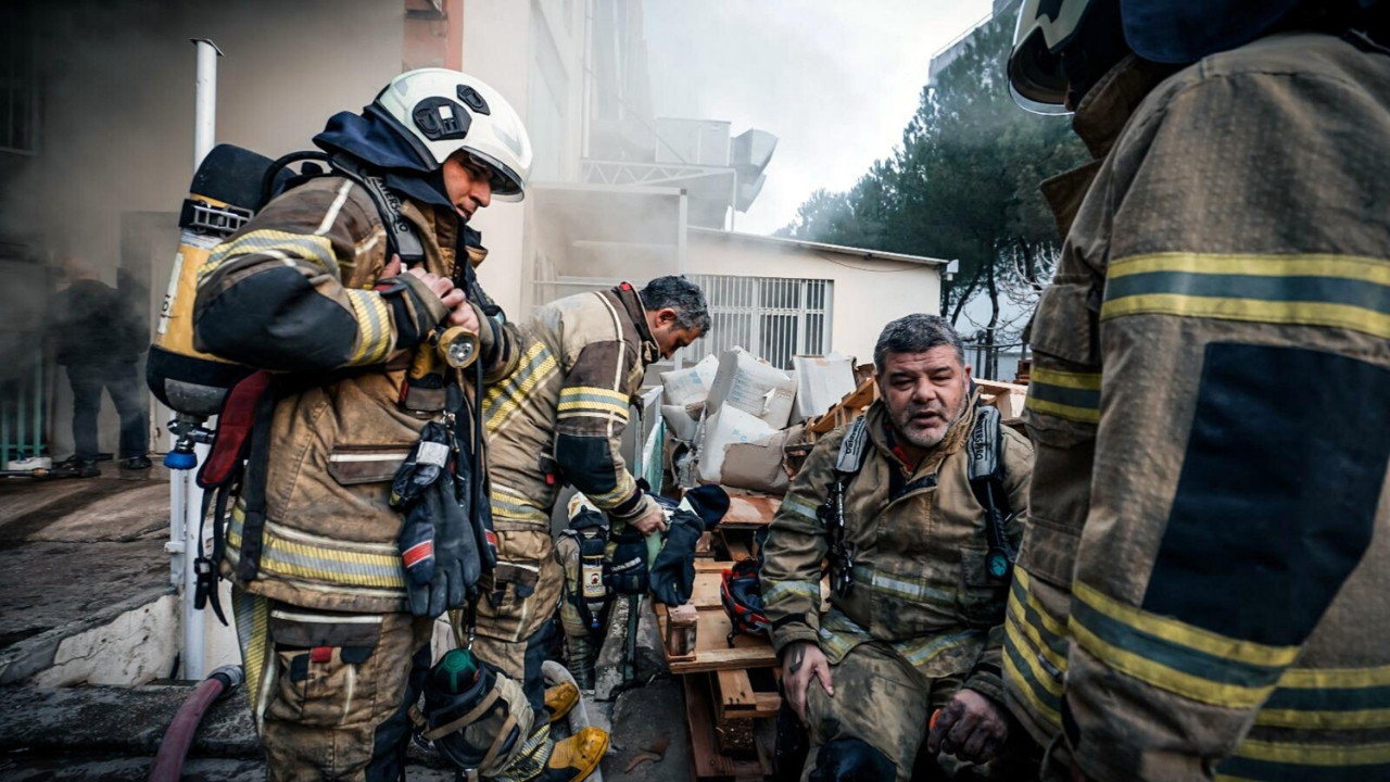 Fabrikada yangın: İtfaiye faciayı önledi