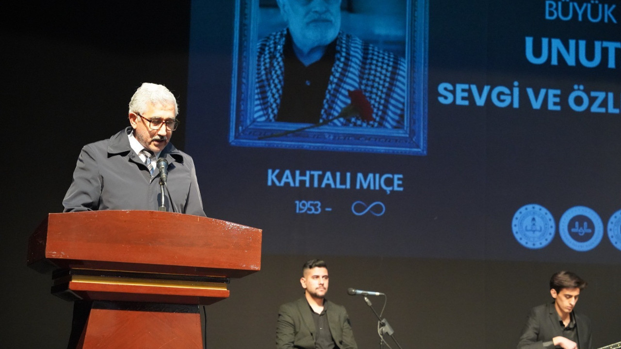 Kahtalı Mıçe şarkılarıyla anıldı