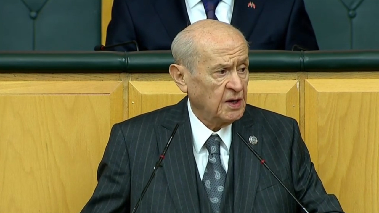 Bahçeli: Yapılan siyasi eşkıyalık, haddinizi bilin