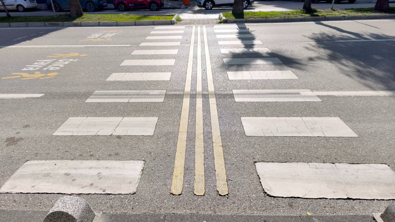 Yaya geçidinde bebek arabasına çarptı: Çocuğu öldürüp, kaçtı