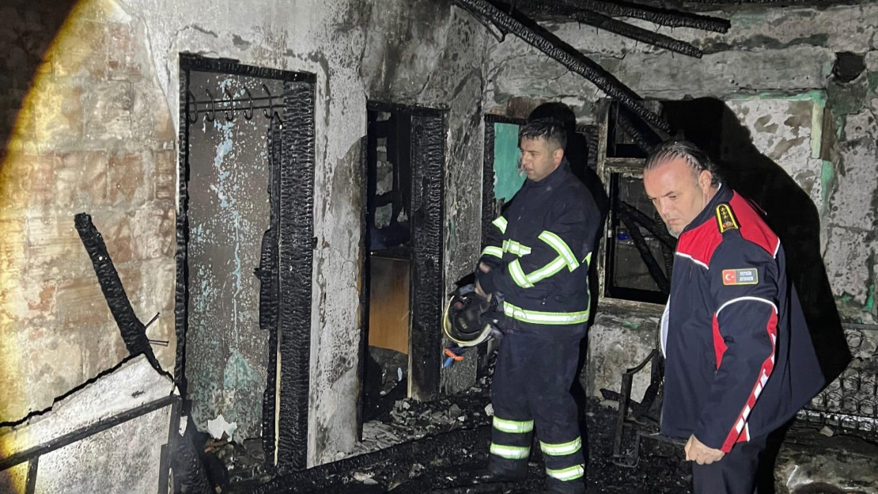 Ev yangınında yaşlı kadın öldü