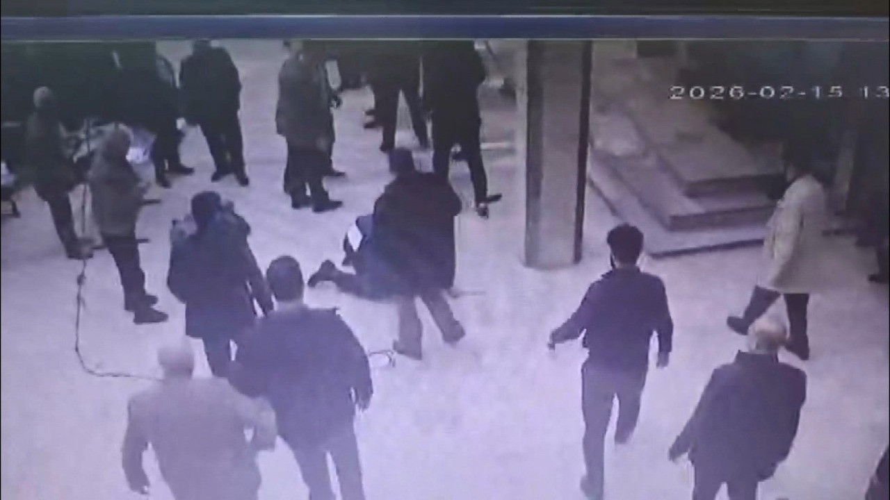 Cami avlusunda dayısına kaldırım taşıyla saldıran şüpheli yakalandı