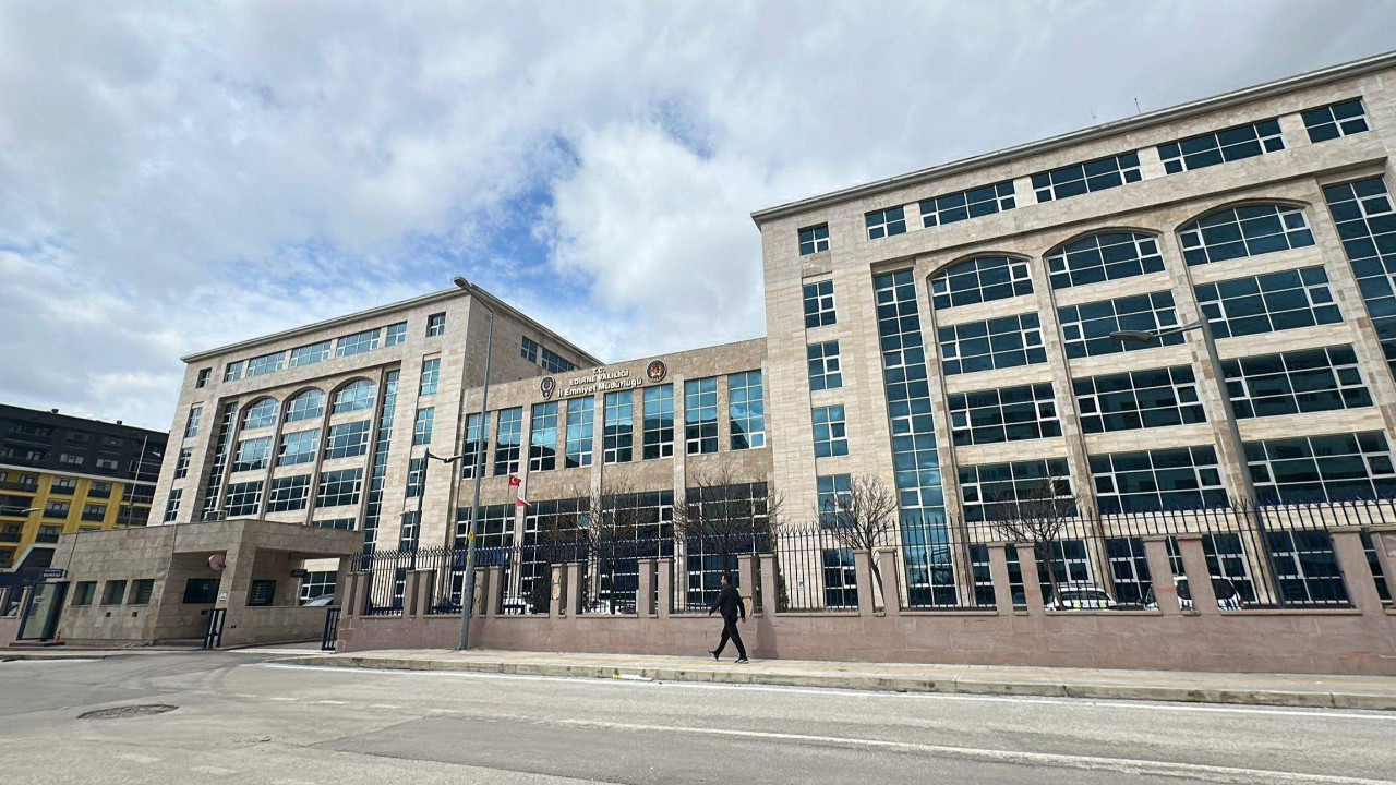 Belediyeye rüşvet operasyonu: Gözaltılar var