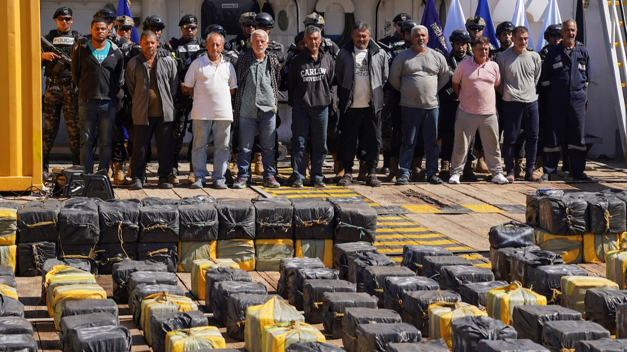 Gemiden 6.6 ton kokain çıktı