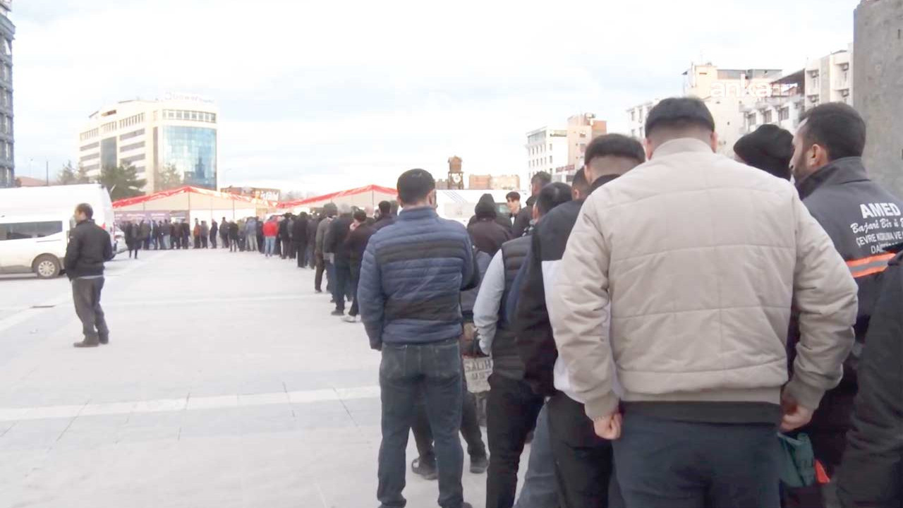 Geçim sıkıntısı çeken iftar çadırına koştu