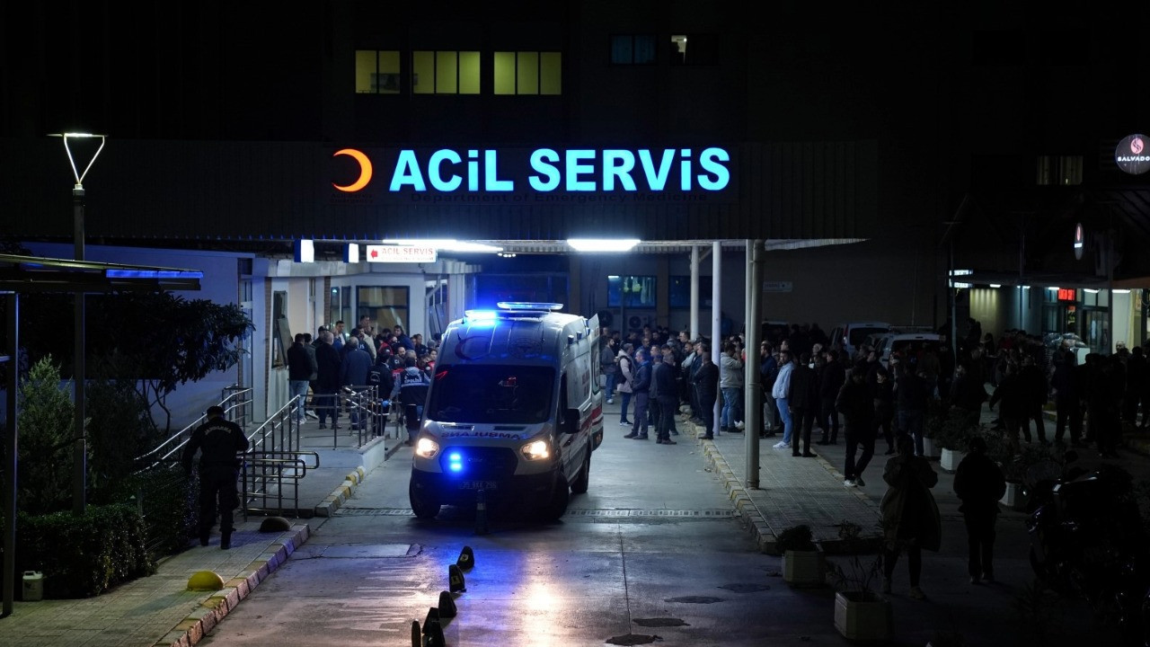 Komşu kavgası kanlı bitti: 4 yaralı