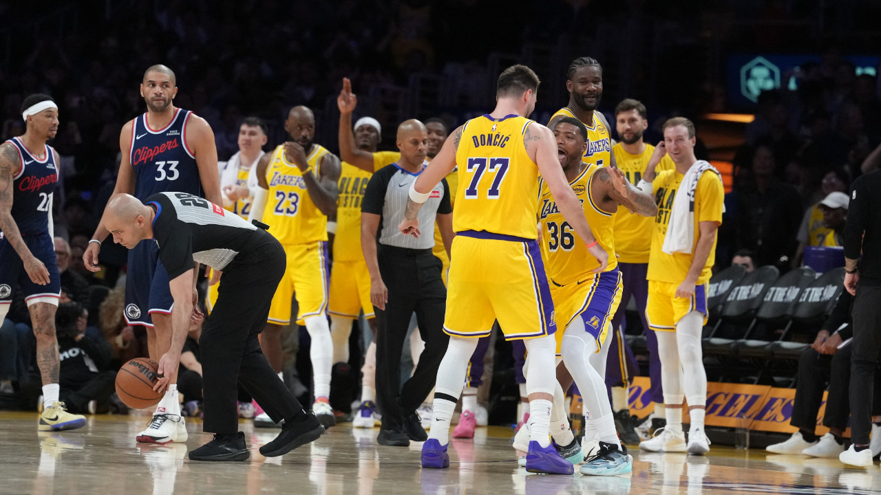 Lakers, Doncic ve Reaves’in önderliğinde Clippers’ı 125-122 mağlup etti