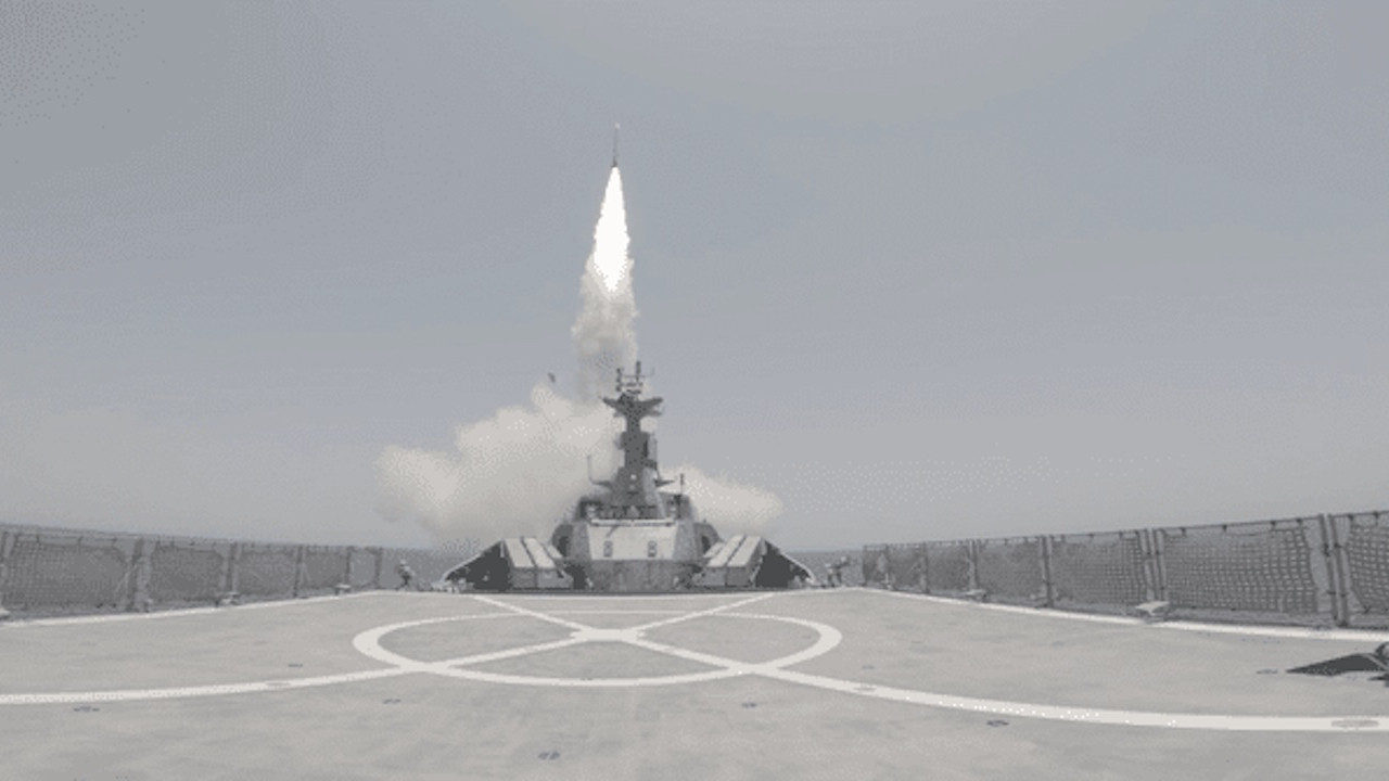 Tansiyon dinmiyor: İran Seyyad 3-G'yi denedi