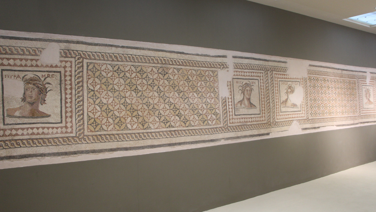 Depremde ağır hasar almıştı, kapılarını yeniden açmaya hazırlanıyor