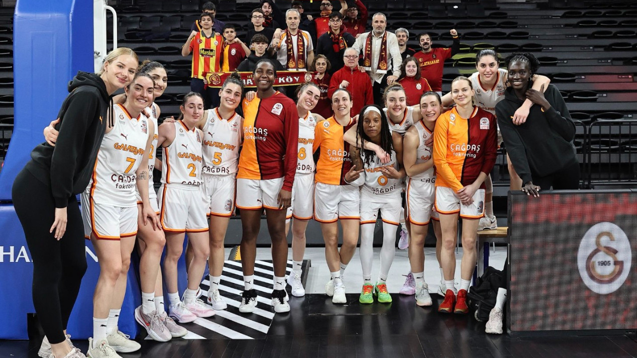 Galatasaray 60 sayı farkla kazandı