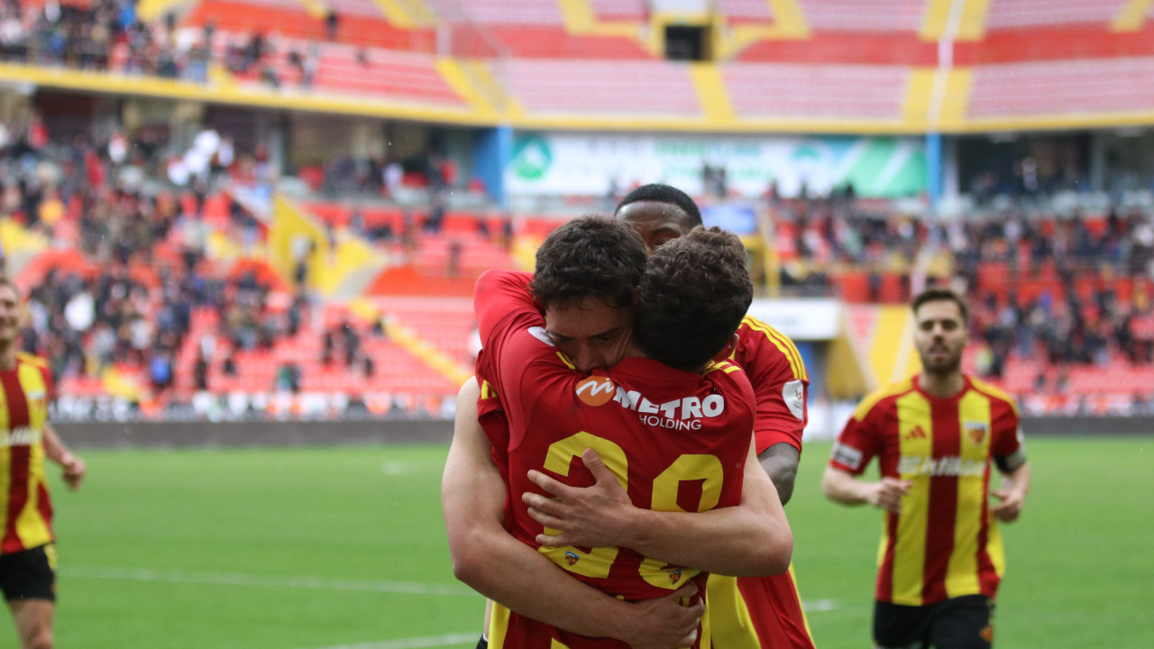 Kayserispor, penaltı kaçırmasına rağmen Antalya'yı devirdi: 1-0