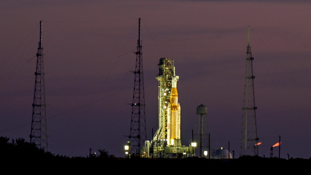 NASA, Ay misyonunu erteledi