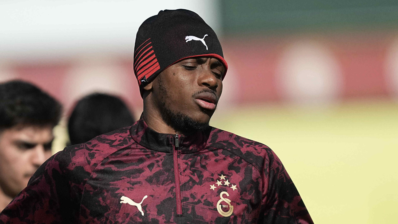 Osimhen salonda, takım sahada: Galatasaray Juventus için hazırlanıyor