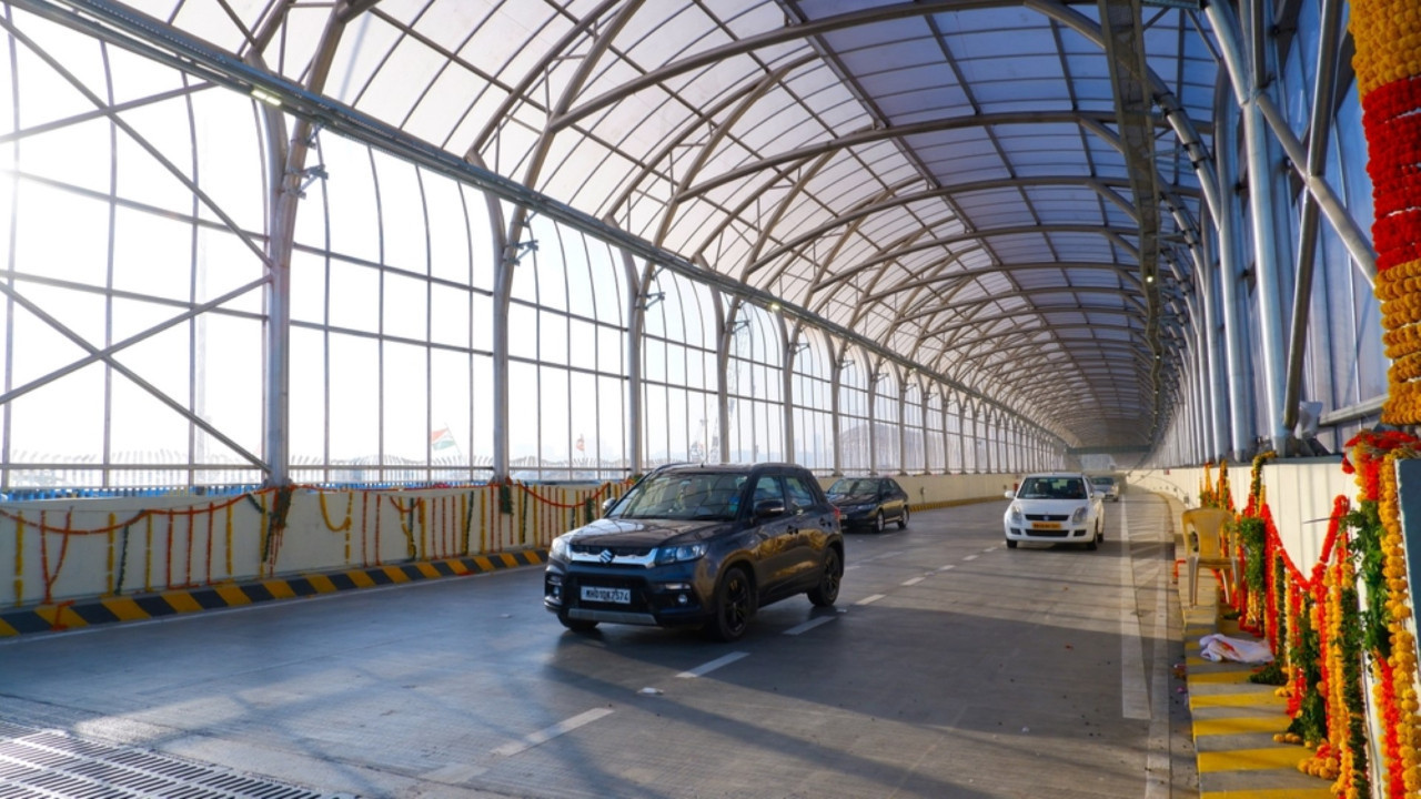 Müzikli yol, kent sakinlerini isyan ettirdi