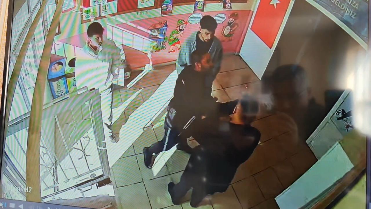 Okul müdürüne yumruklu saldırı