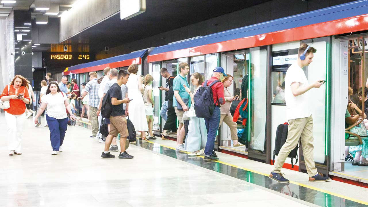 Yaşı 30’u geçti evden çıkamadı