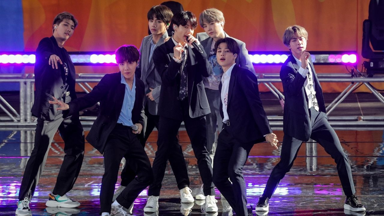 Askerden döndüler, konser biletleri yok sattı