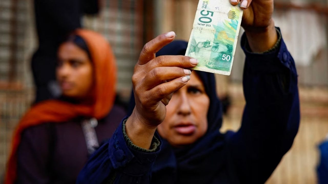 Gazze'de 'nakit krizi'ne çözüm: İsrail parasının yerini alacak