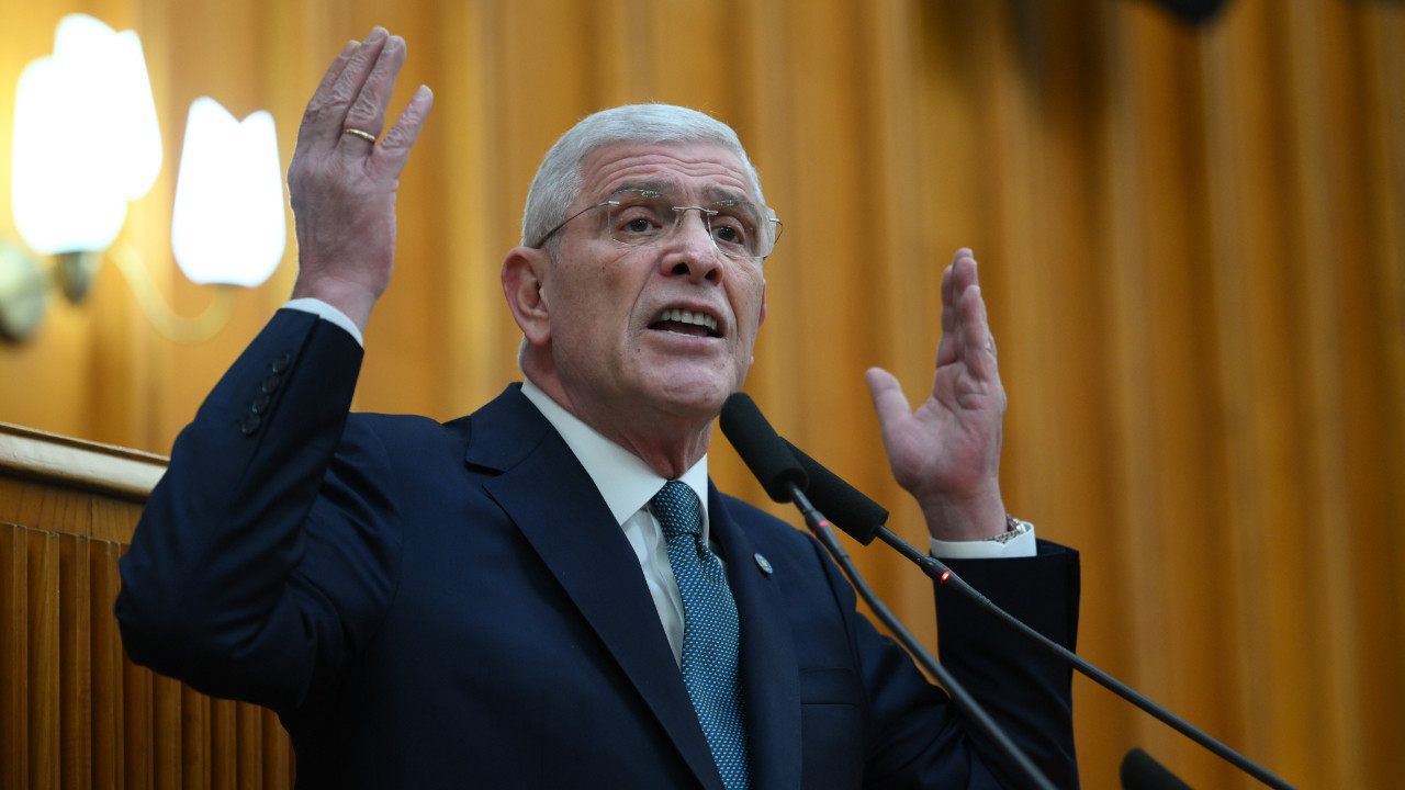 Dervişoğlu'ndan Bahçeli'ye Öcalan yanıtı: İstiyorsan rozet tak