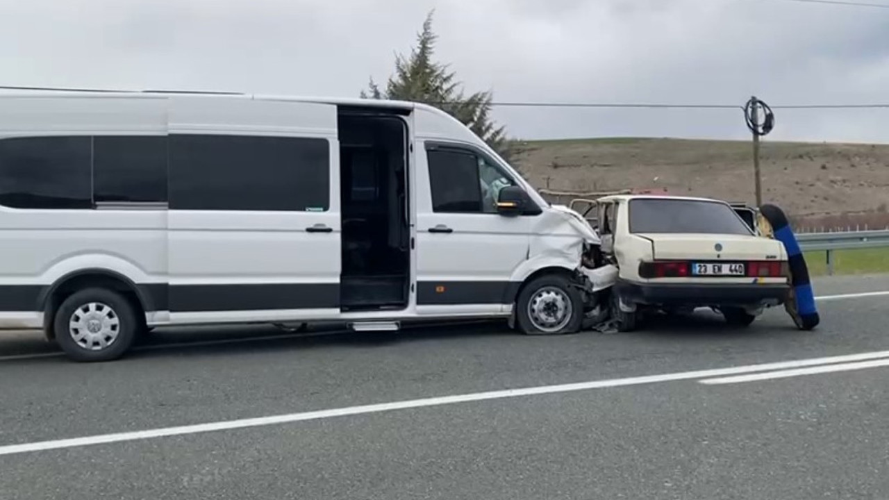 Elazığ'da feci kaza: Yaralılar var