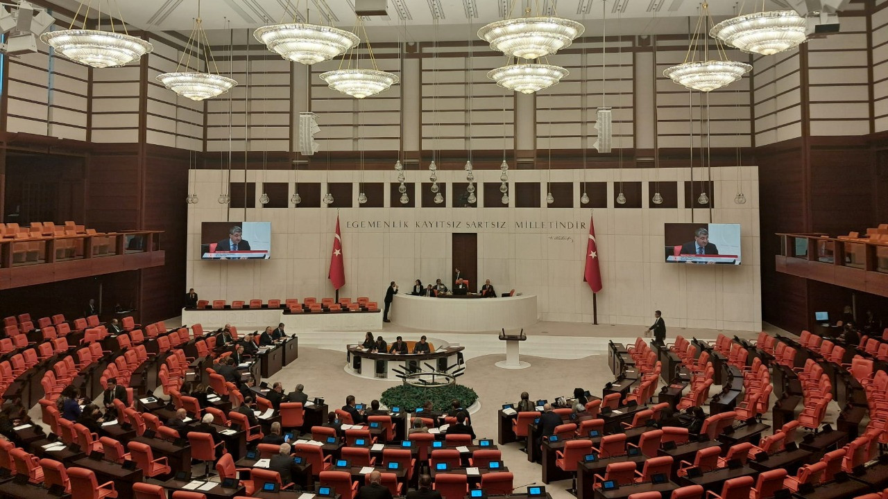 'Polis intiharları araştırılsın' önerisi AKP ve MHP'nin oylarıyla reddedildi