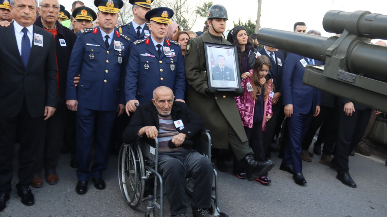 Şehit pilot İbrahim Bolat'a acı veda