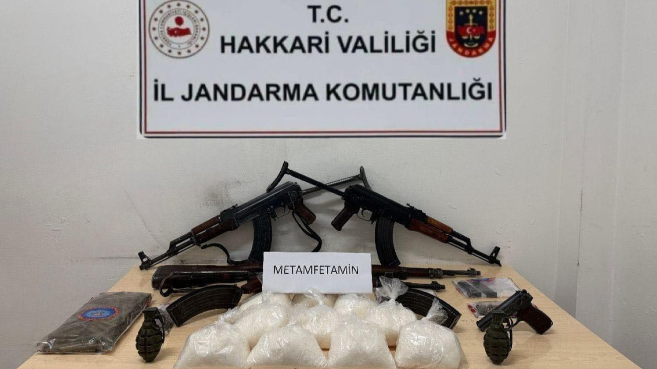 Evlerden cephanelik çıktı: 5 kilo metamfetamin yakalandı