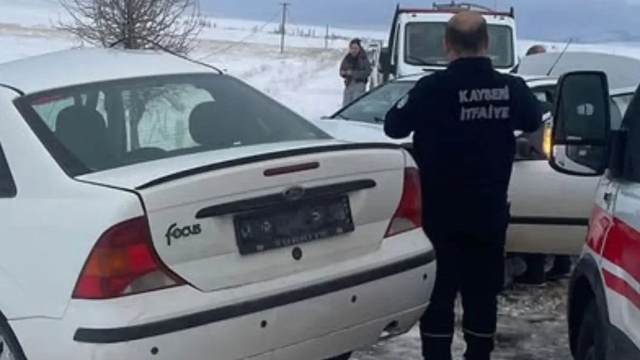 Kayseri’de iki otomobil çarpıştı: 1 ölü, 1 yaralı